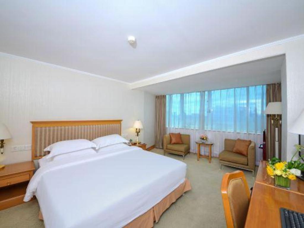 Golden Sea View Hotel Haikou Haikou  Esterno foto