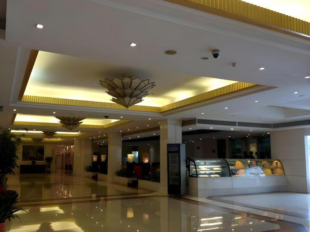 Golden Sea View Hotel Haikou Haikou  Esterno foto