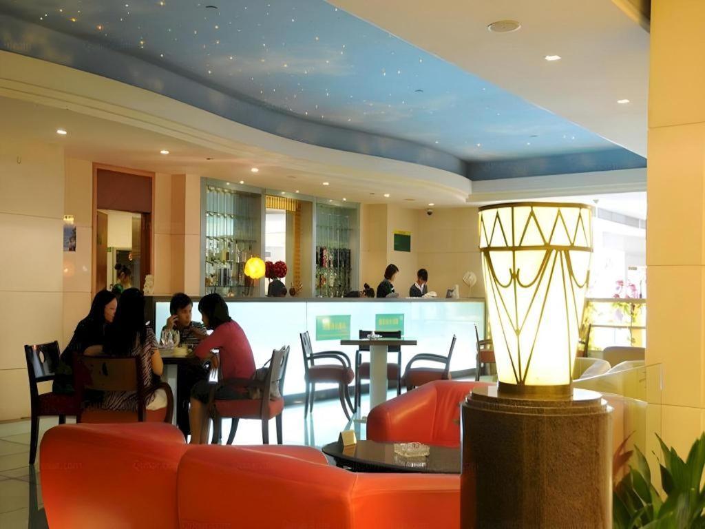 Golden Sea View Hotel Haikou Haikou  Esterno foto